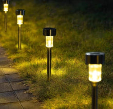 Učitajte sliku u preglednik galerije, Set Solarnih Baštenskih LED Lampi - 10 Komada BELE
