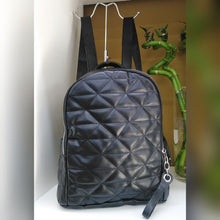 Učitajte sliku u preglednik galerije, ŽENSKI RANAC
