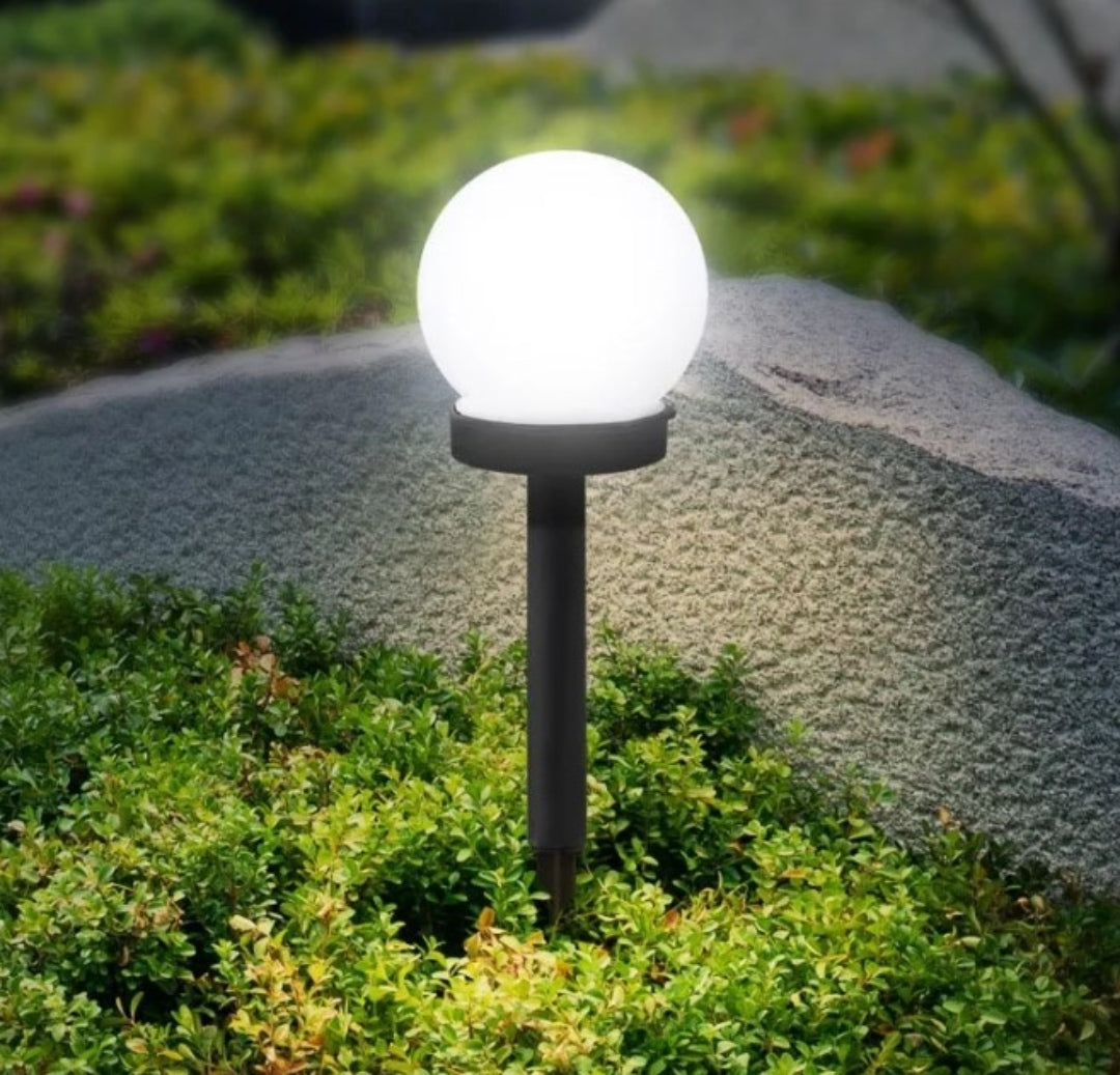 Solarne Lampe Za Baštu ili Dvorište - 4 kom